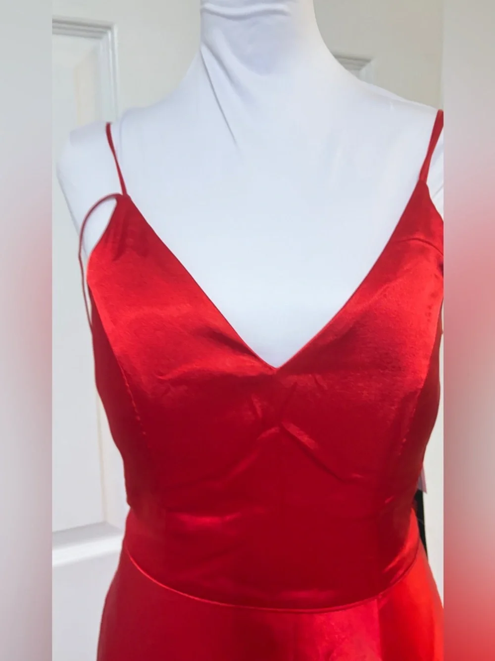 Sequin Hearts Red Satin V-Neck Floor-Length Dress - Picture 5 of 11